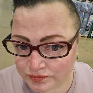 Meet your Posher, Sabrina